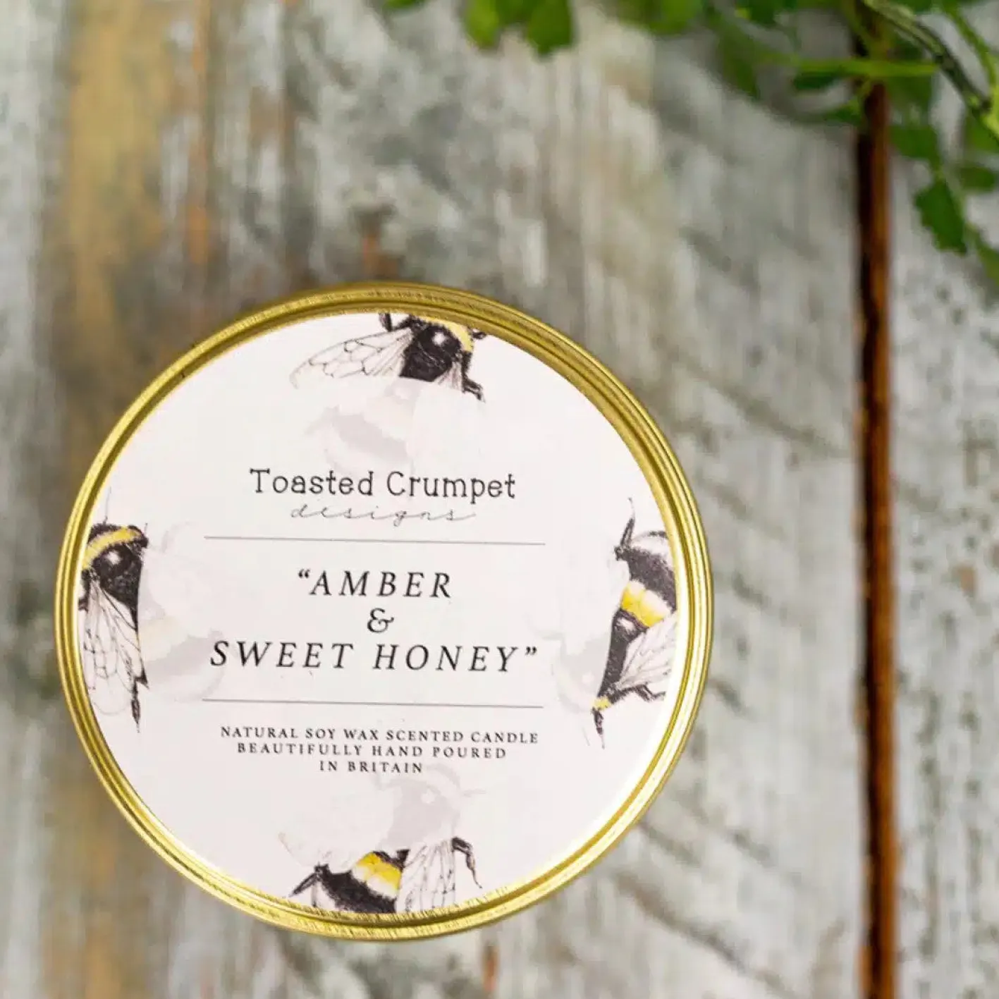 Toasted Crumpet Amber & Sweet Honey Candle in a Matt Gold Tin