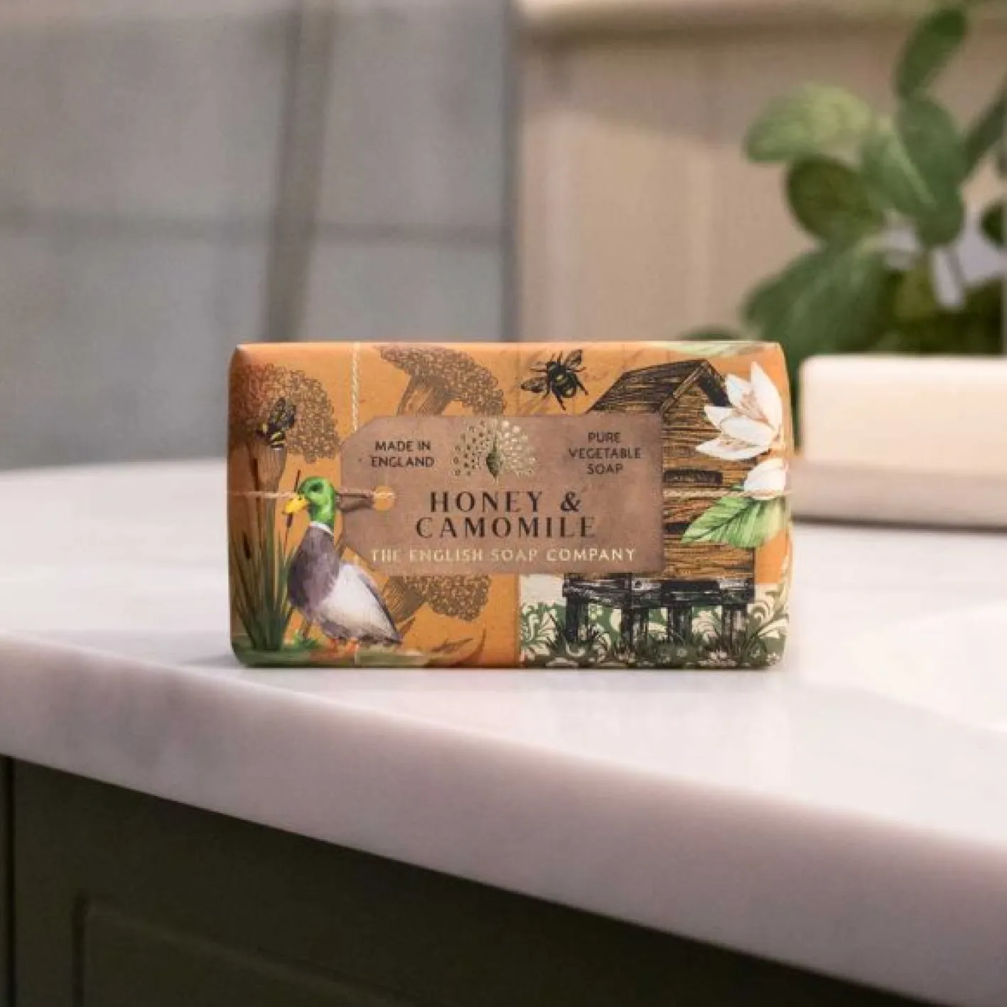 English Soap Company Anniversary Honey & Camomile Soap