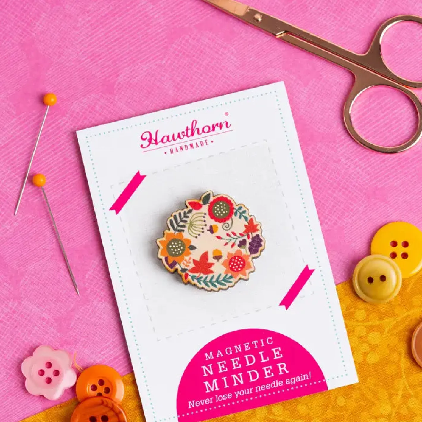 Hawthorn Handmade Autumn Leaves Magnetic Needle Holder