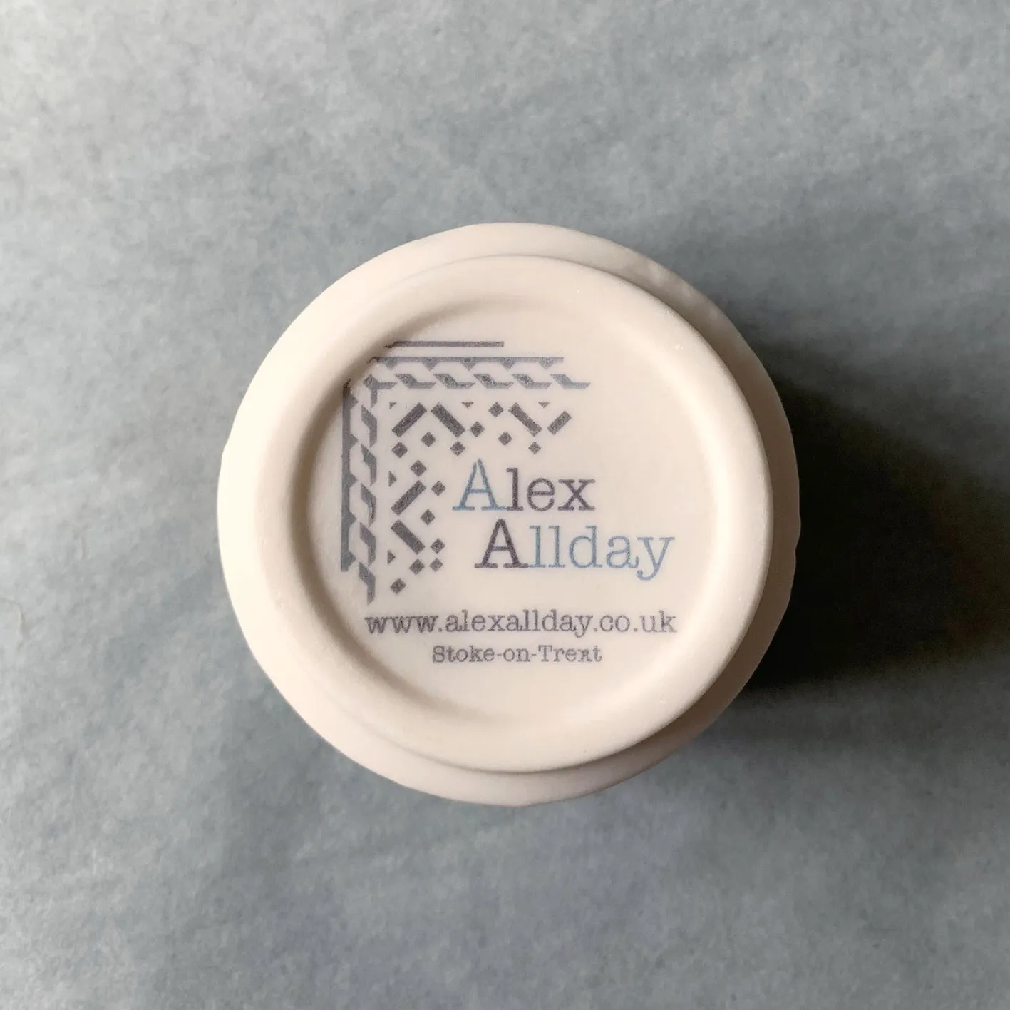 Alex Allday Azalea Ceramic Small Footed Tea Light Holder