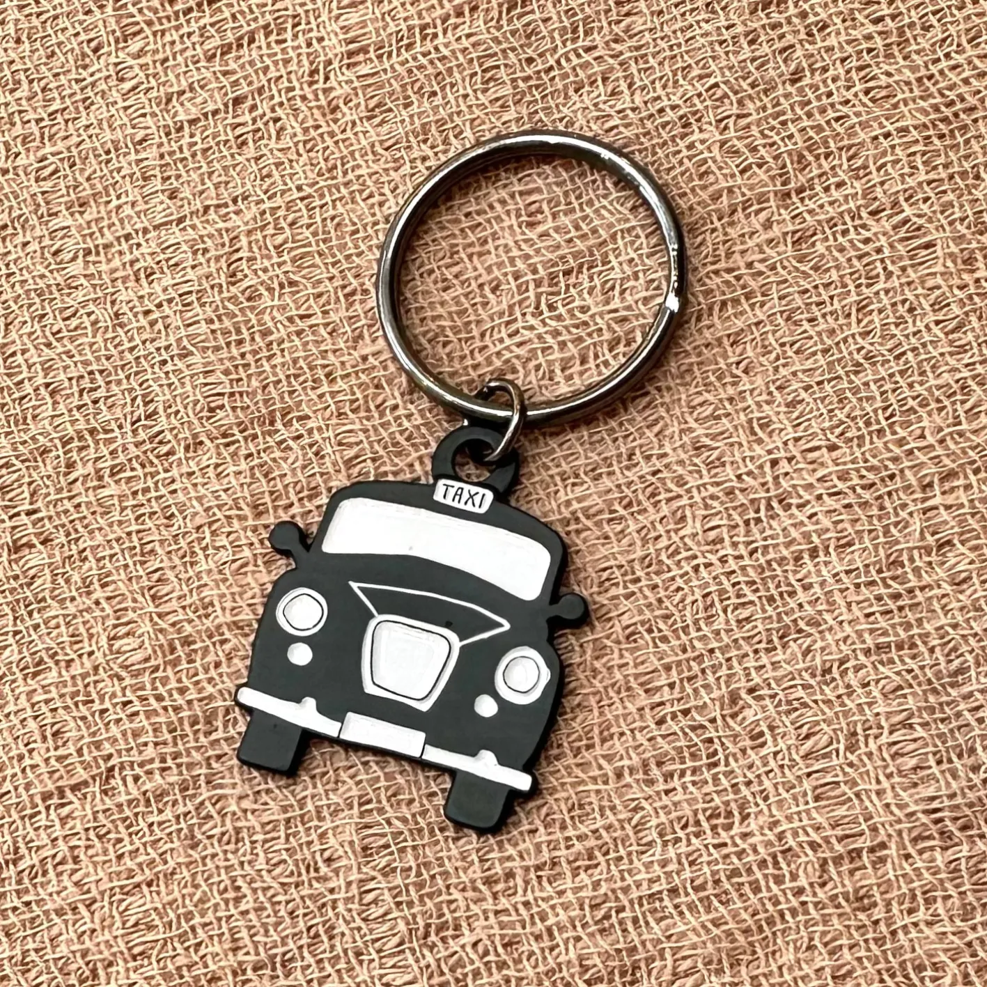 Victoria Eggs Black Taxi Keyring