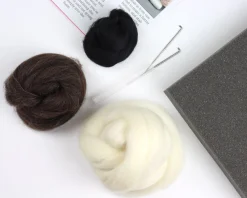 Hawthorn Handmade Border Collie Needle Felting Kit