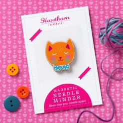 Hawthorn Handmade Cat Magnetic Needle Holder