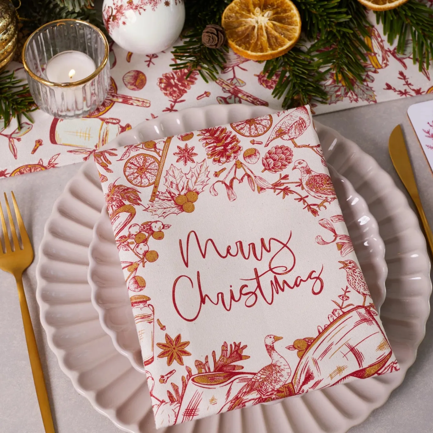 Victoria Eggs Christmas Wreath Napkins - Set of 4