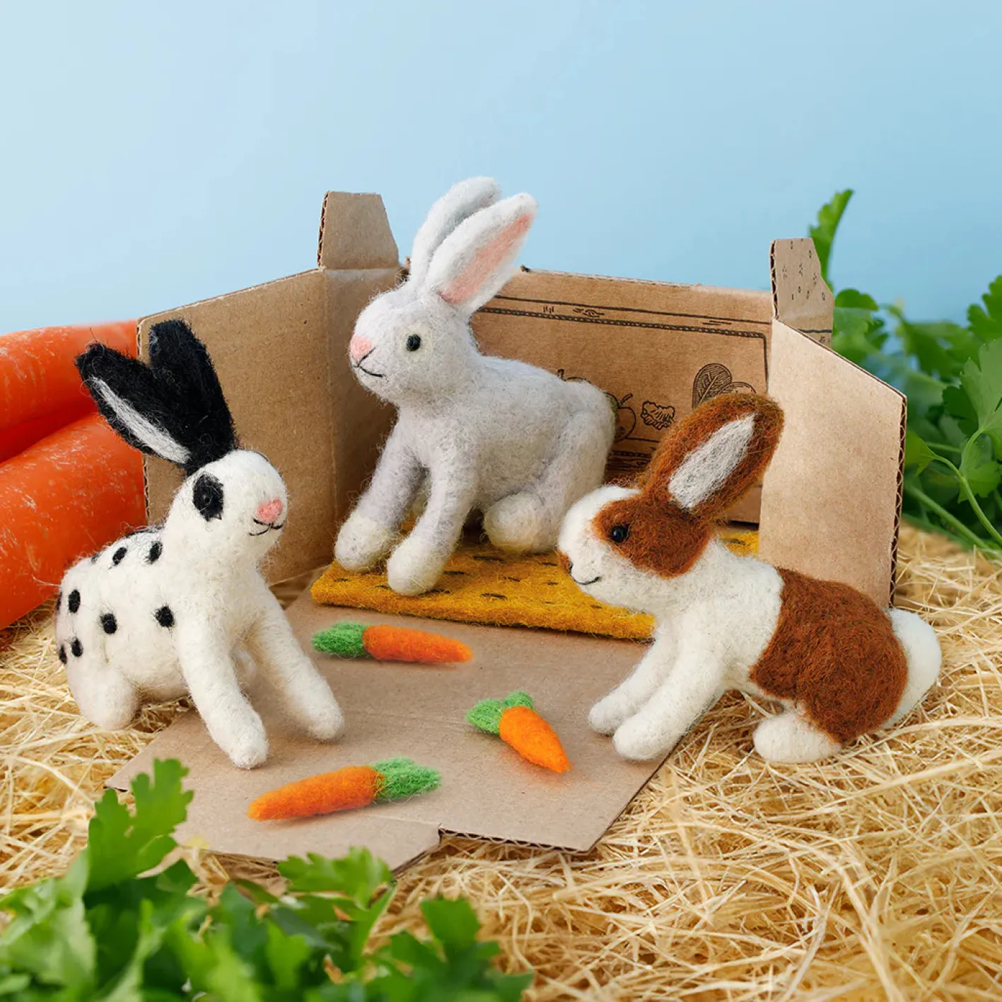 Sew Heart Felt Clover Rabbit with Carrot Nibbles