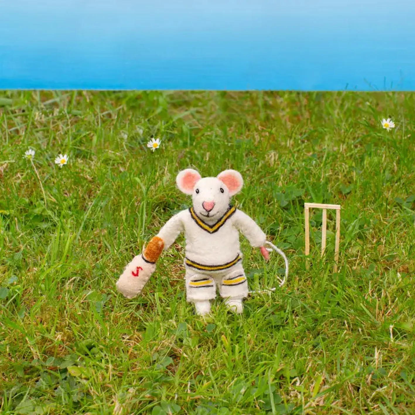 Sew Heart Felt Cricketer Mouse