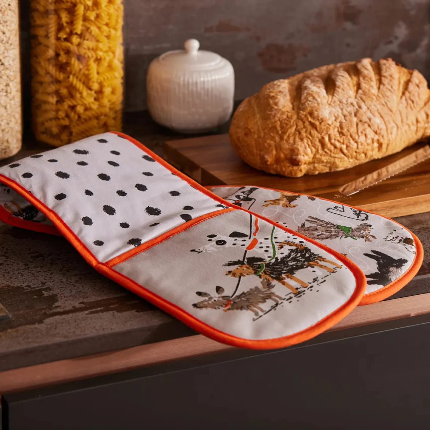 Ulster Weavers Dog Days Double Oven Glove