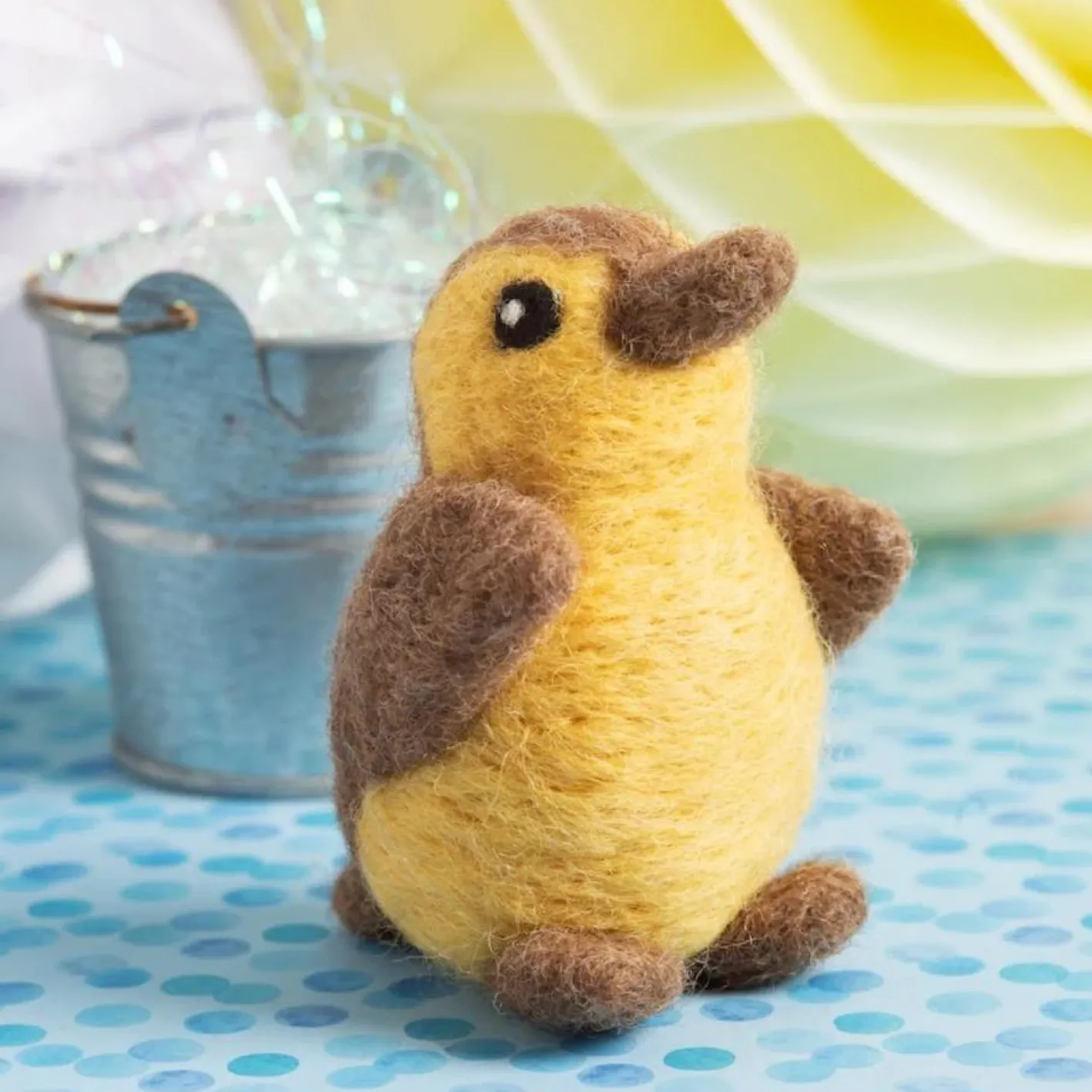 Hawthorn Handmade Duckling Mini Felting Kit
