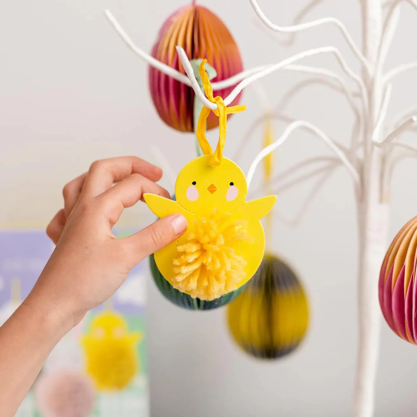 Talking Tables Easy Peasy Spring Pom Pom Kit