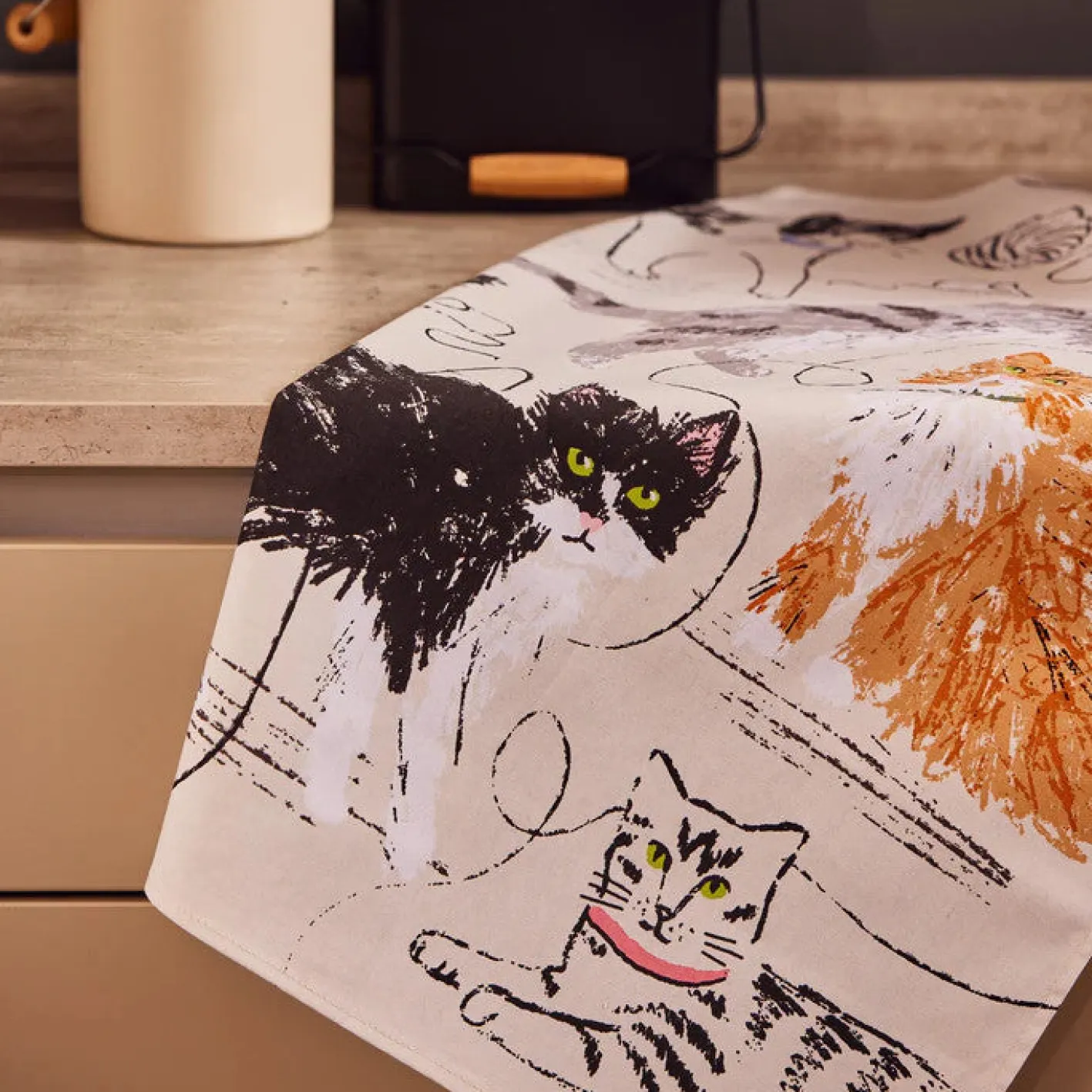 Ulster Weavers Feline Friends Tea Towel