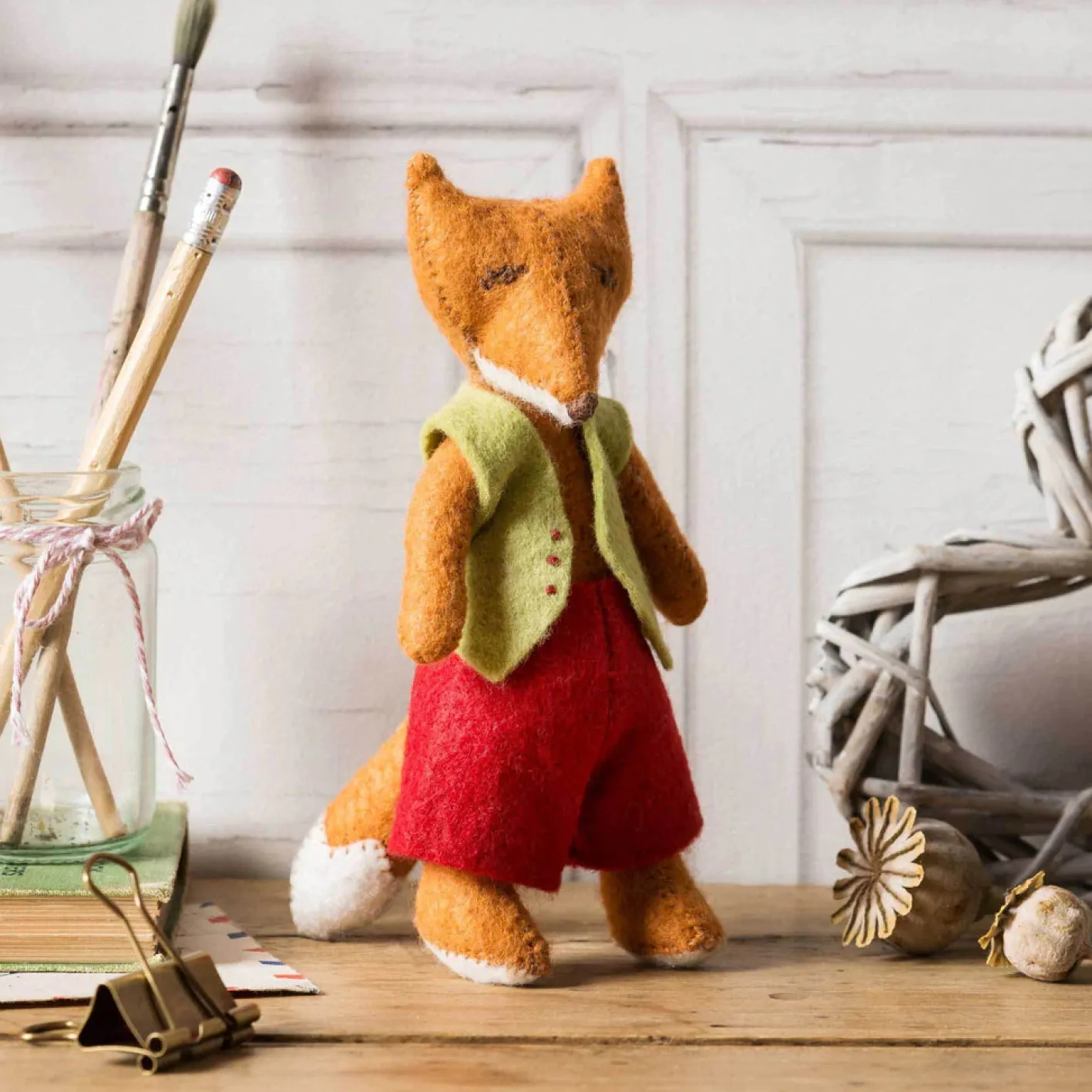 Corinne Lapierre Fergus Fox Wool Mix Felt Craft Kit