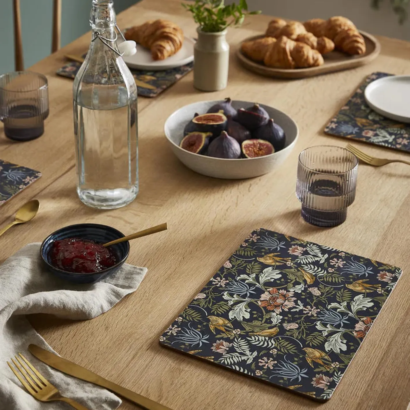 Ulster Weavers Finch & Flower Set of 4 Placemats