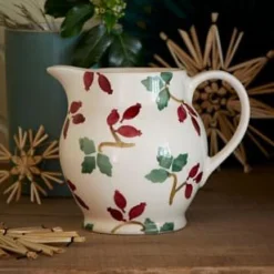 Emma Bridgewater Folk Rosehip 1/2 Pint Jug