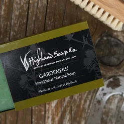 The Highland Soap Company Gardeners' Handmade Natural Soap 190g