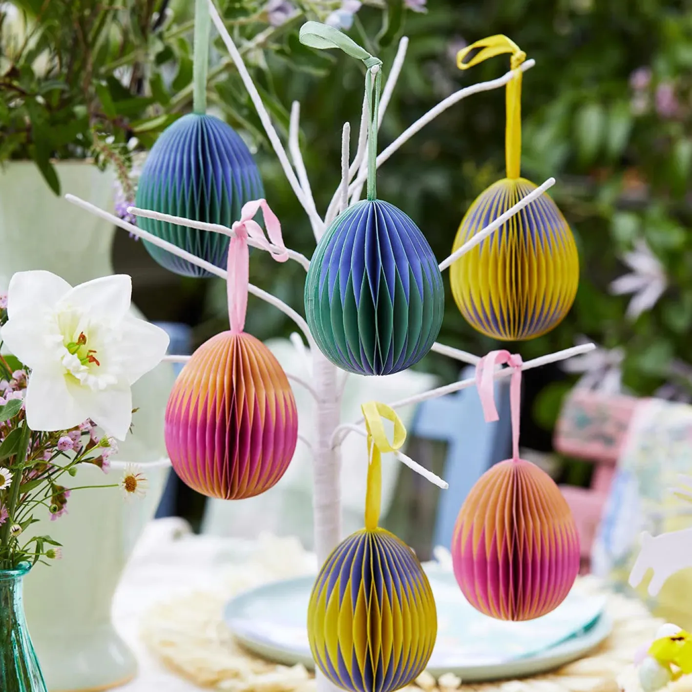 Talking Tables Hanging Honeycomb Eggs 3 Pack
