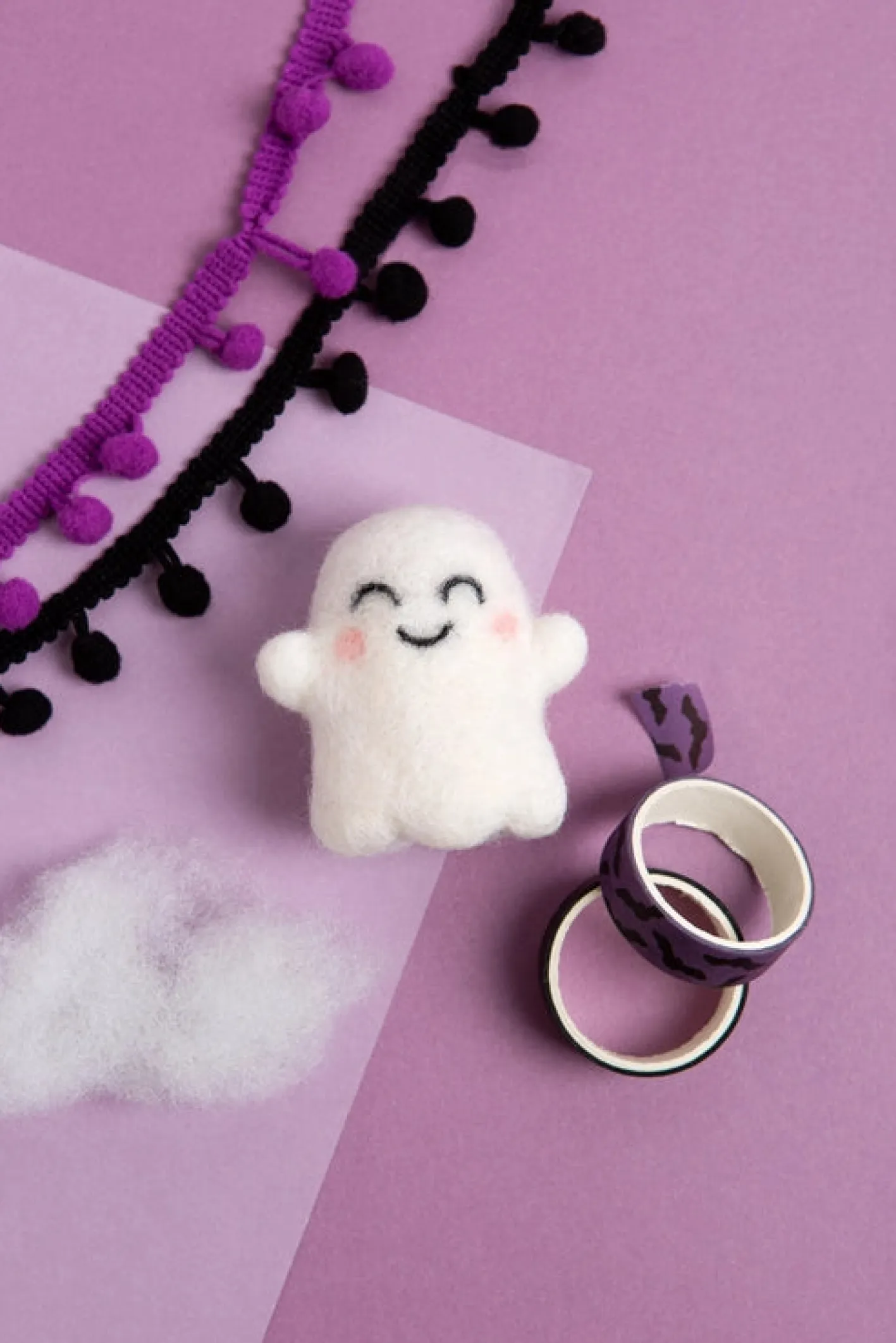 Hawthorn Handmade Happy Ghost Mini Felting Kit