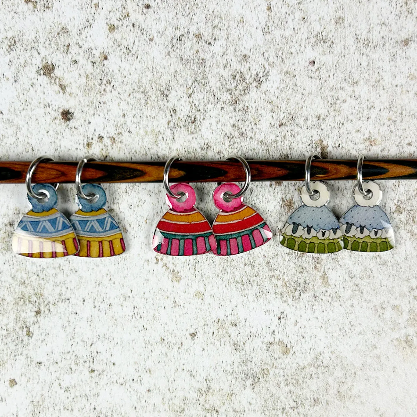 Emma Ball Hats Set of 6 Stitch Markers in a Pocket Tin