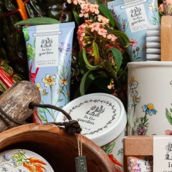 Heathcote & Ivory Heathcote & Ivory In The Garden Exfoliating Hand Wash