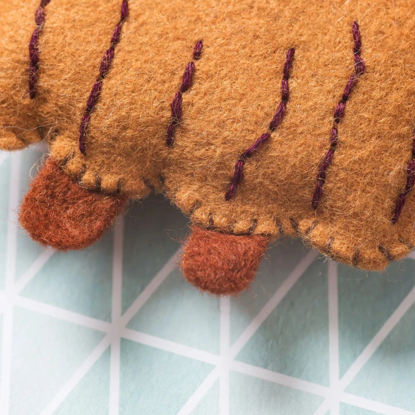 Corinne Lapierre Highland Cow Felt Craft Mini Kit