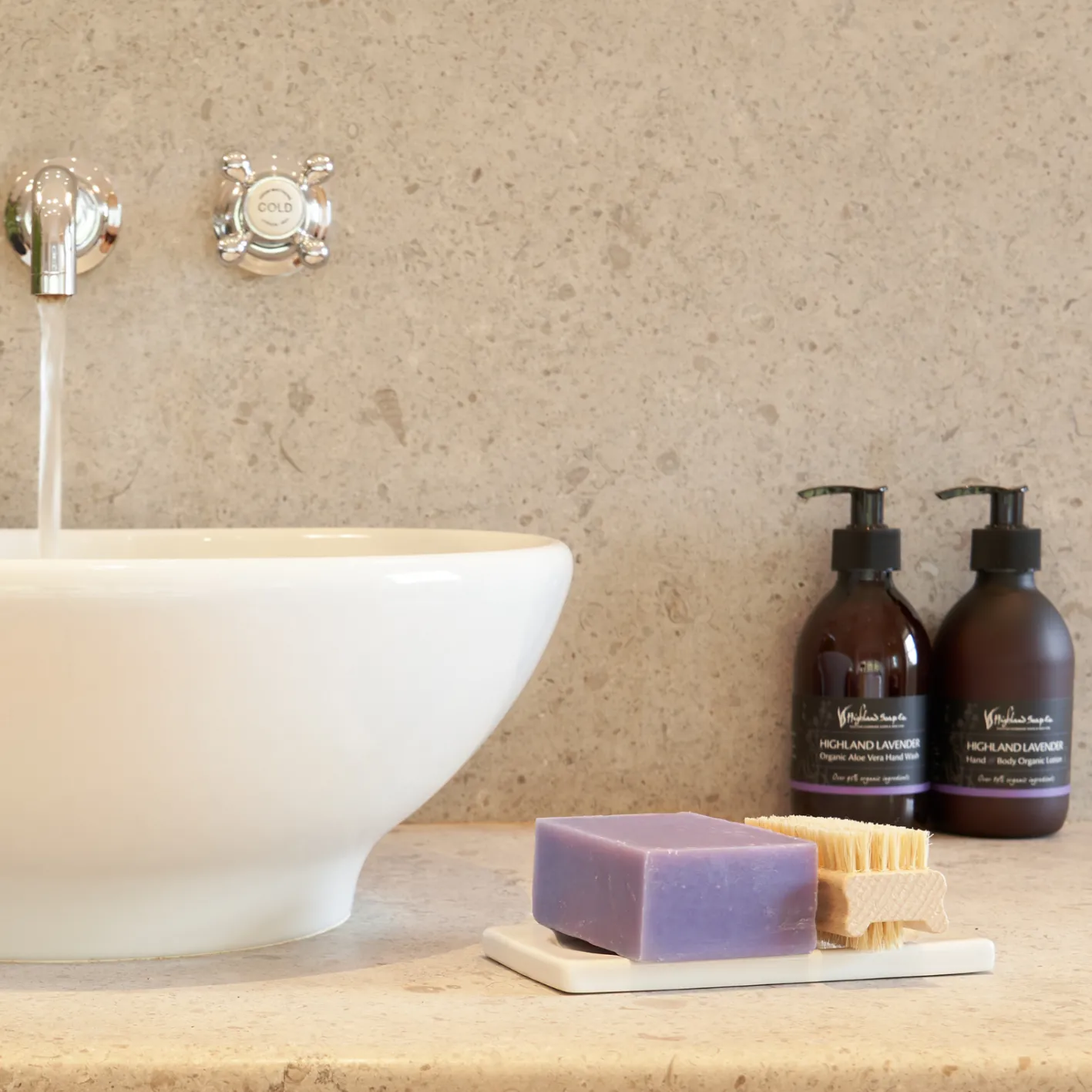 The Highland Soap Company Highland Lavender Handmade Natural Soap 190g