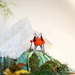 Sew Heart Felt Hiking Felt Mouse