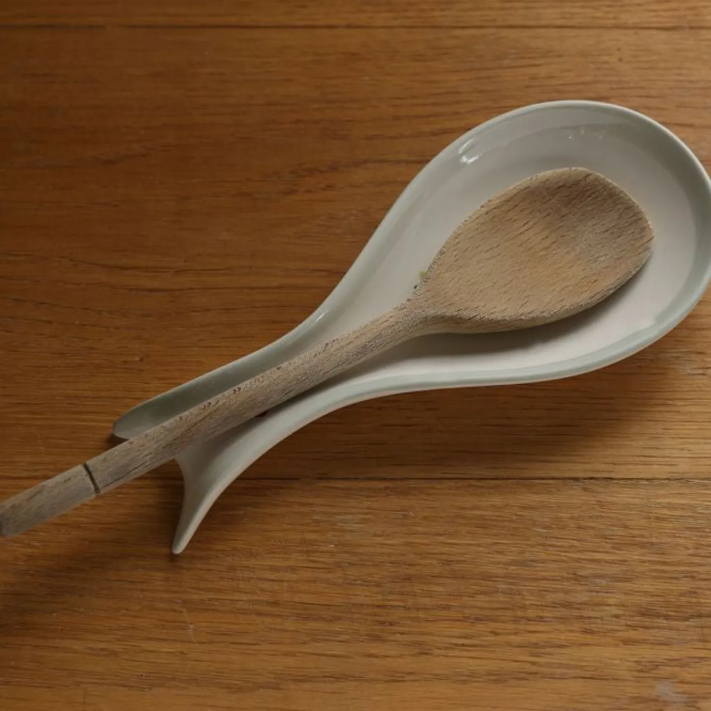 Susie Watson Designs Honey Bees Spoon Rest