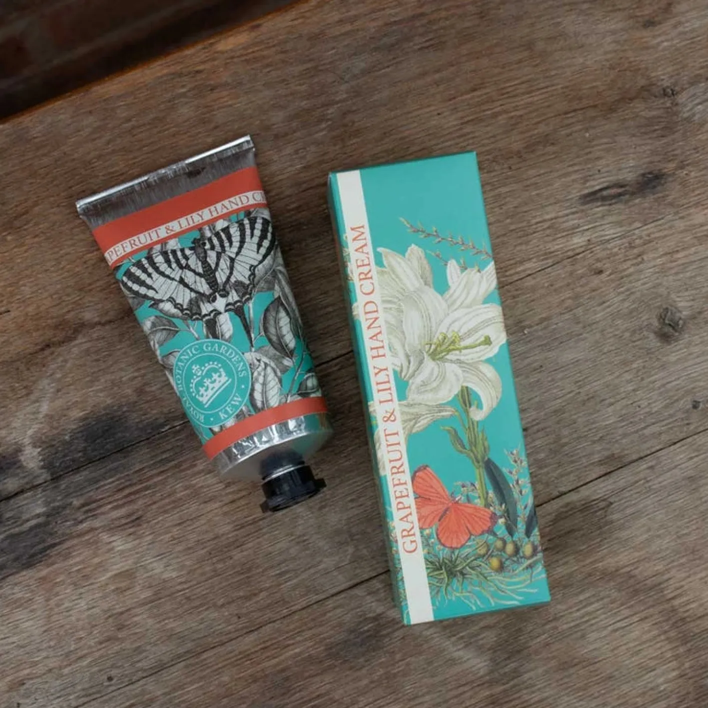 English Soap Company Kew Gardens Grapefruit & Lily Hand Cream