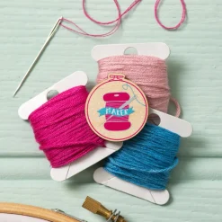 Hawthorn Handmade Maker Bobbin Magnetic Needle Holder