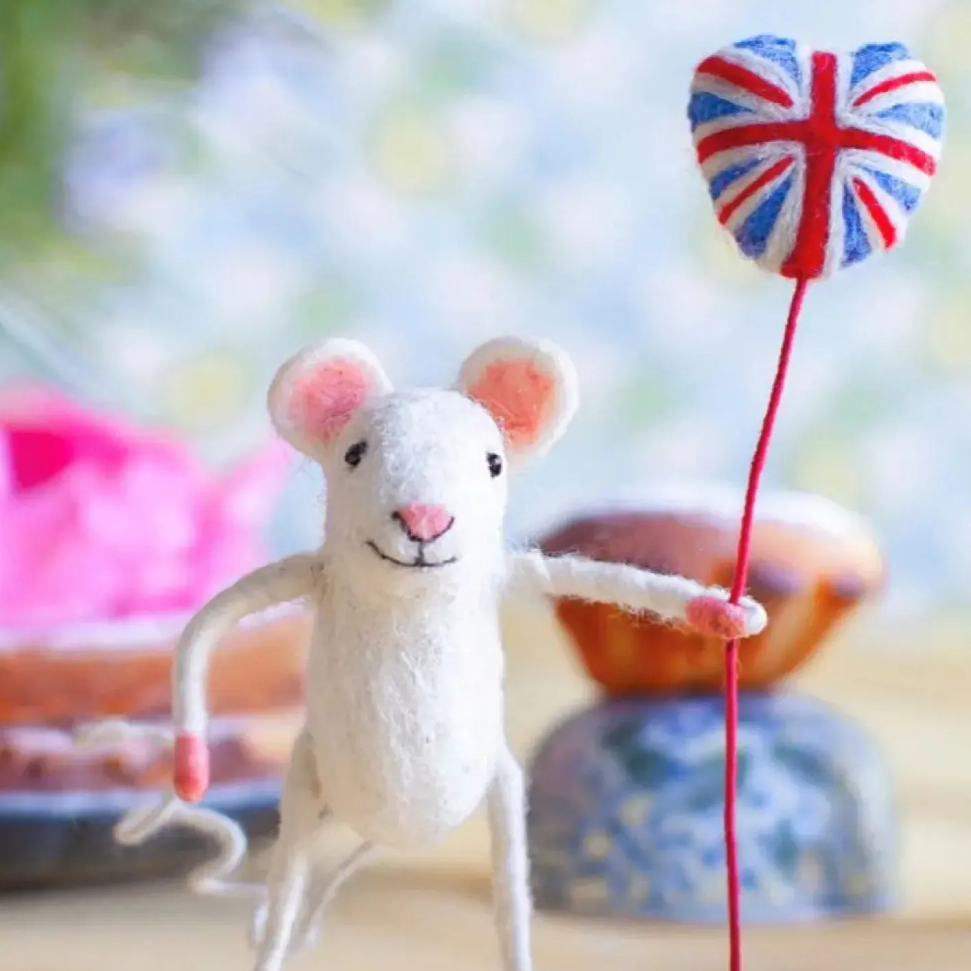 Sew Heart Felt Mouse with Union Jack Balloon