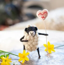 Sew Heart Felt Mum Balloon Sheep