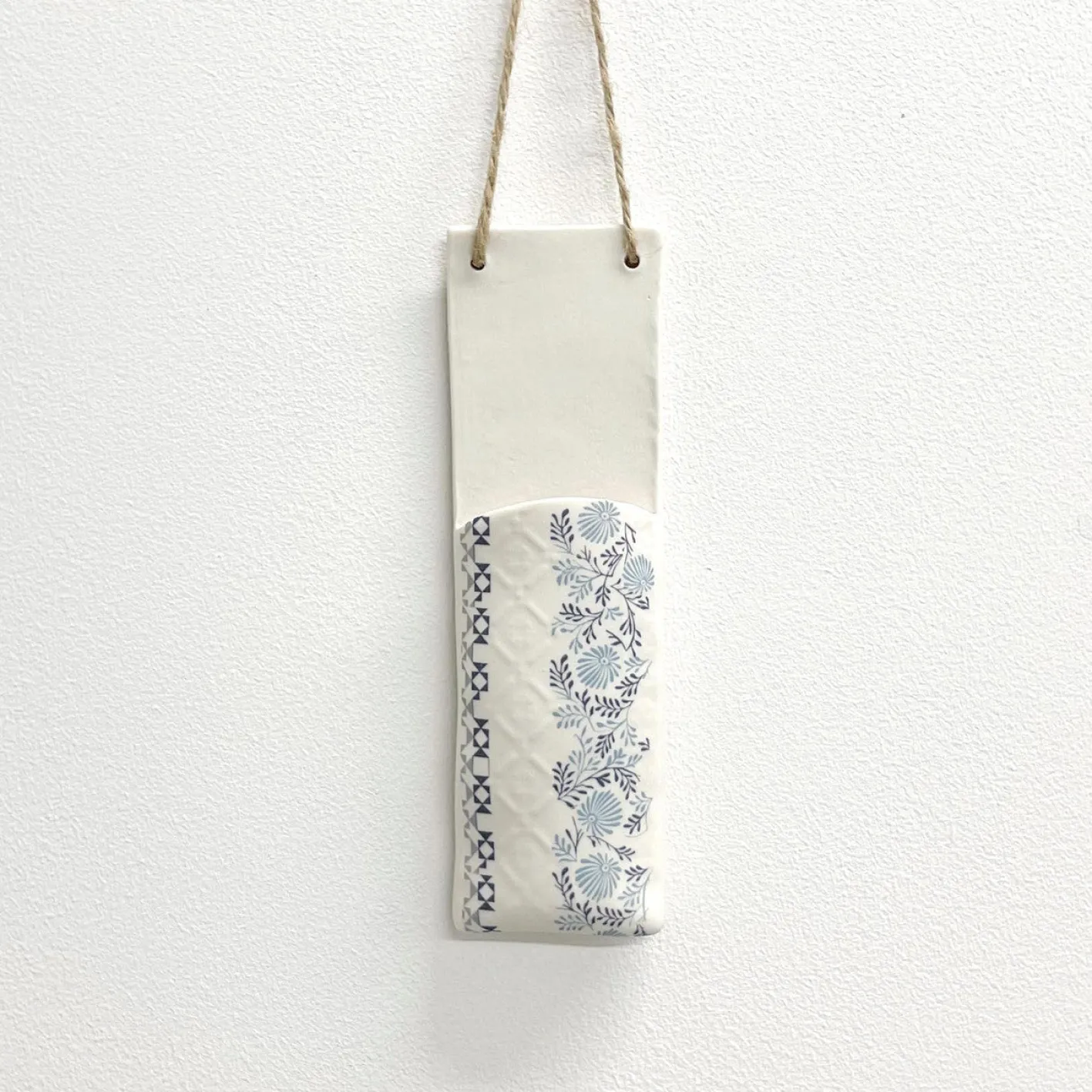 Alex Allday Narrow Hanging Planter Pocket - Fusion Design