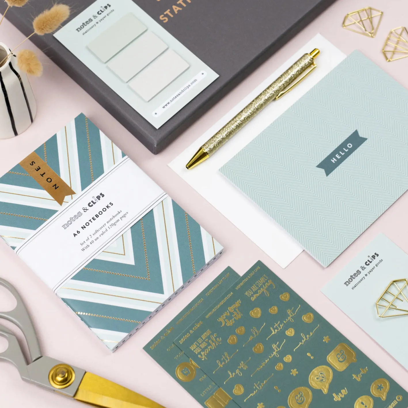 Notes & Clips Notes & Clips Green & Gold Stationery Box