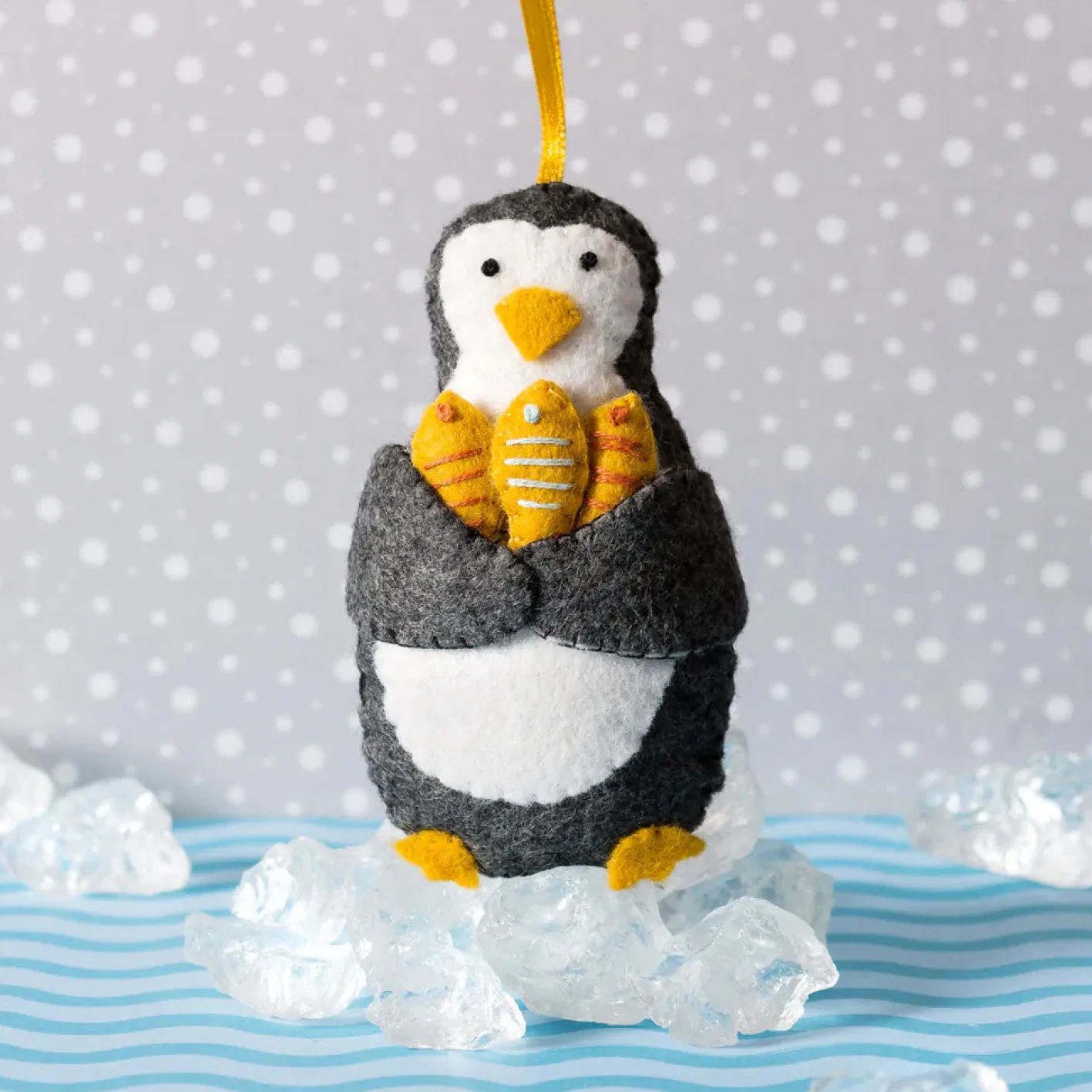 Corinne Lapierre Penguin Wool Mix Felt Craft Kit