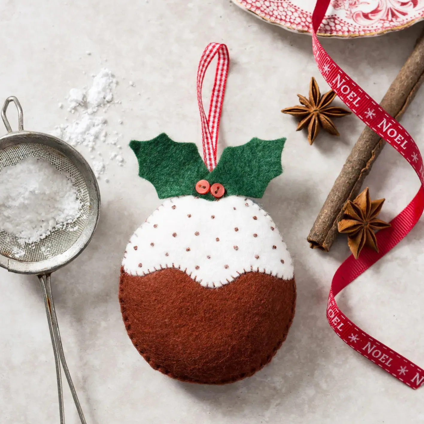 Corinne Lapierre Plum Pudding Wool Mix Felt Craft Kit