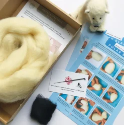 Bergin & Bath Polar Bear Needle Felting Kit