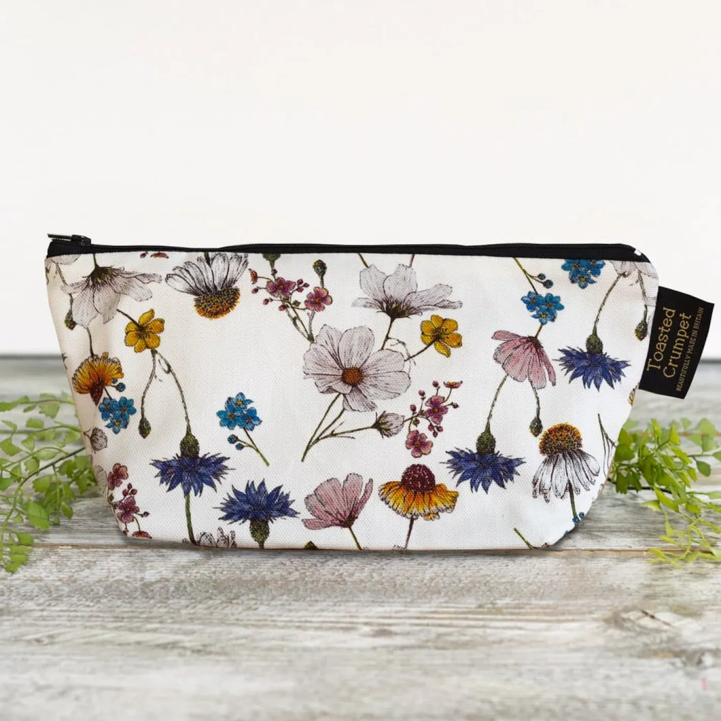 Toasted Crumpet Regency Gardens (Pure) Small Makeup Bag