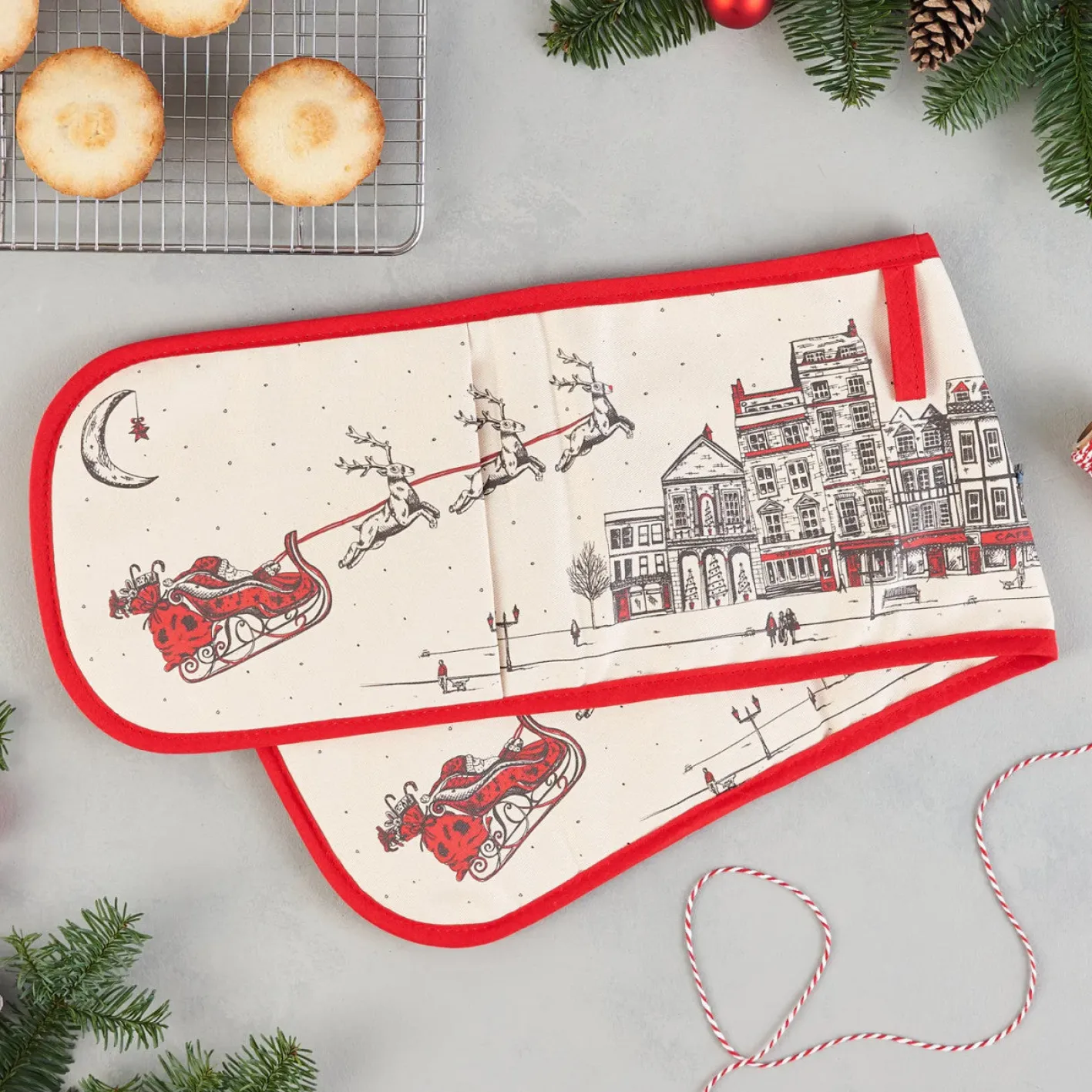 Victoria Eggs Santa's Sleigh Double Oven Glove