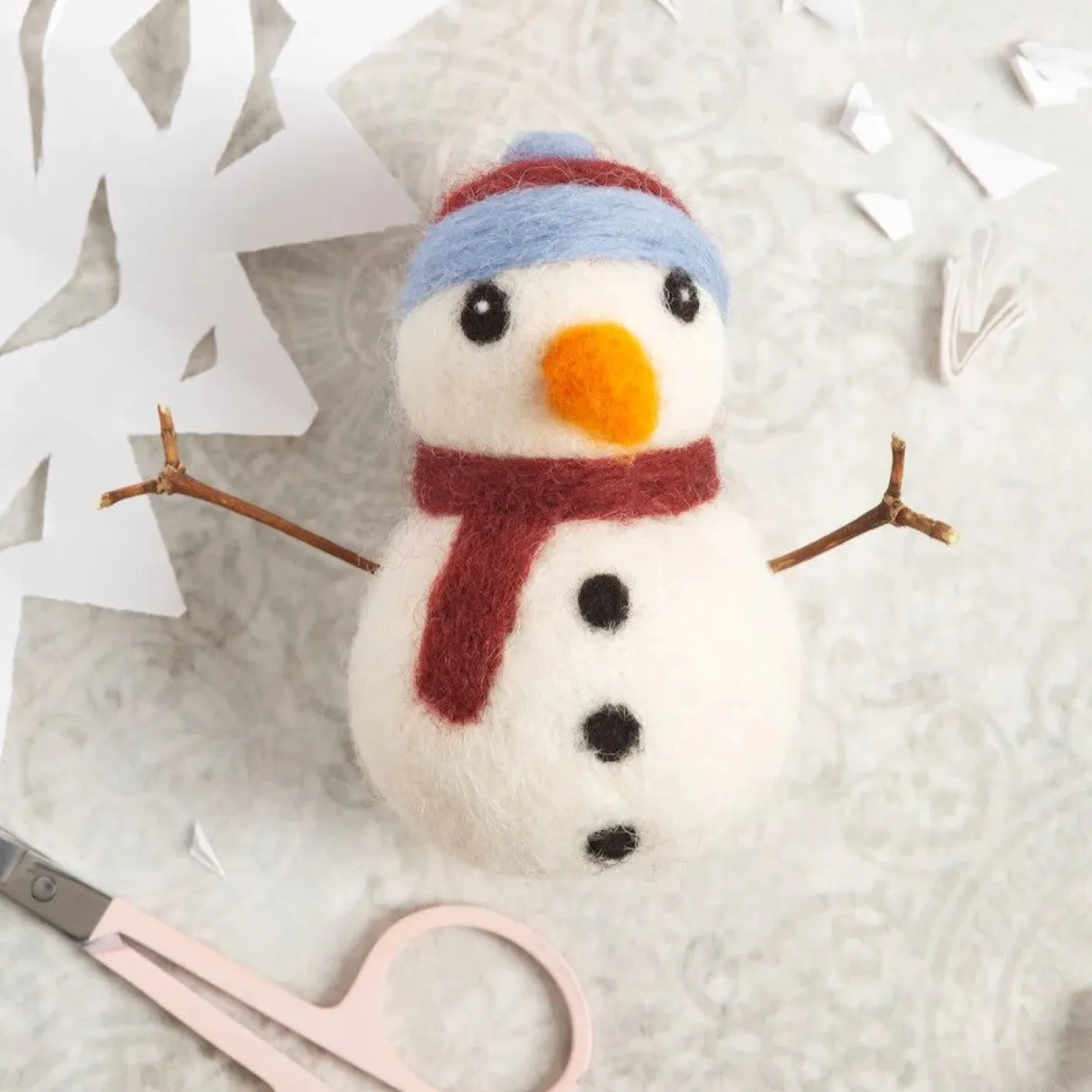 Hawthorn Handmade Snowman Mini Felting Kit