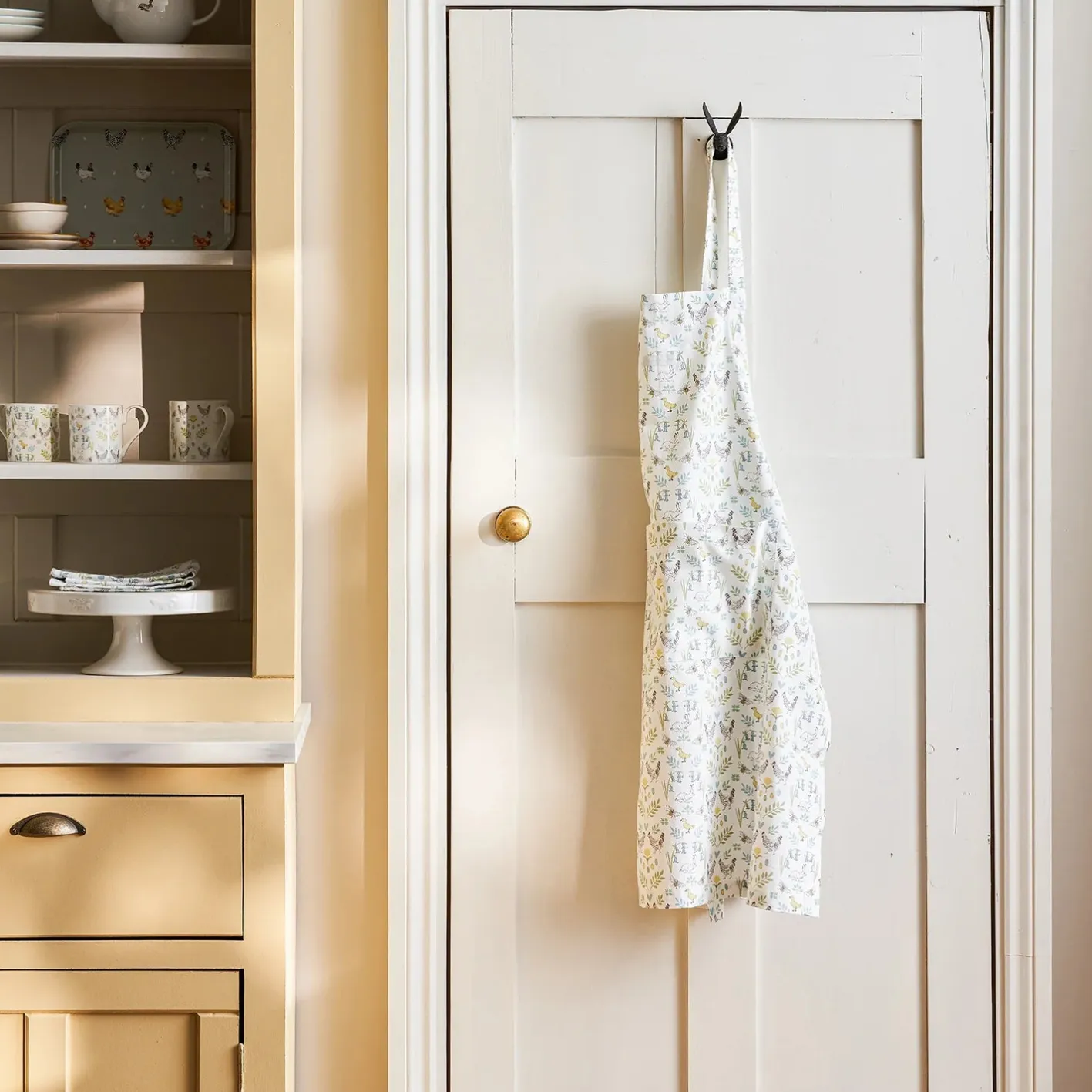 Sophie Allport Spring Chickens Adult Apron