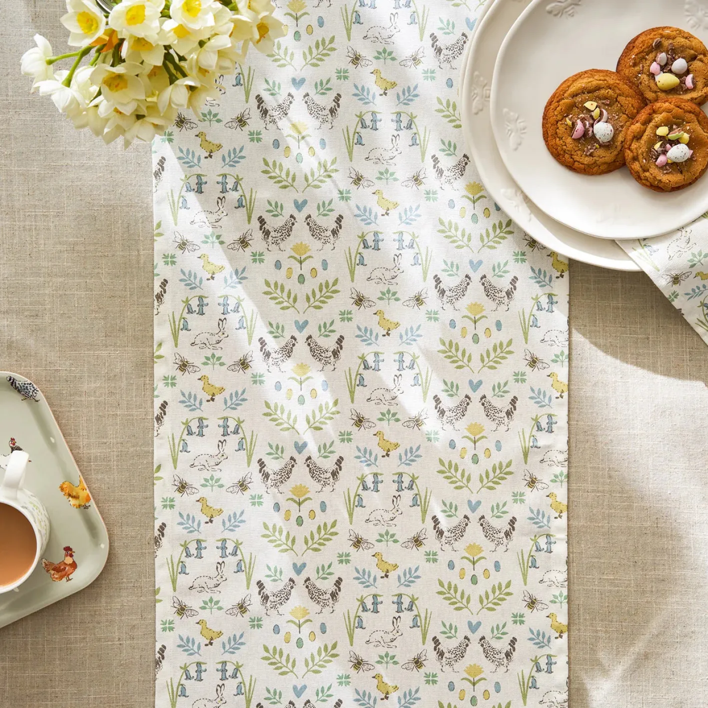 Sophie Allport Spring Chickens Table Runner