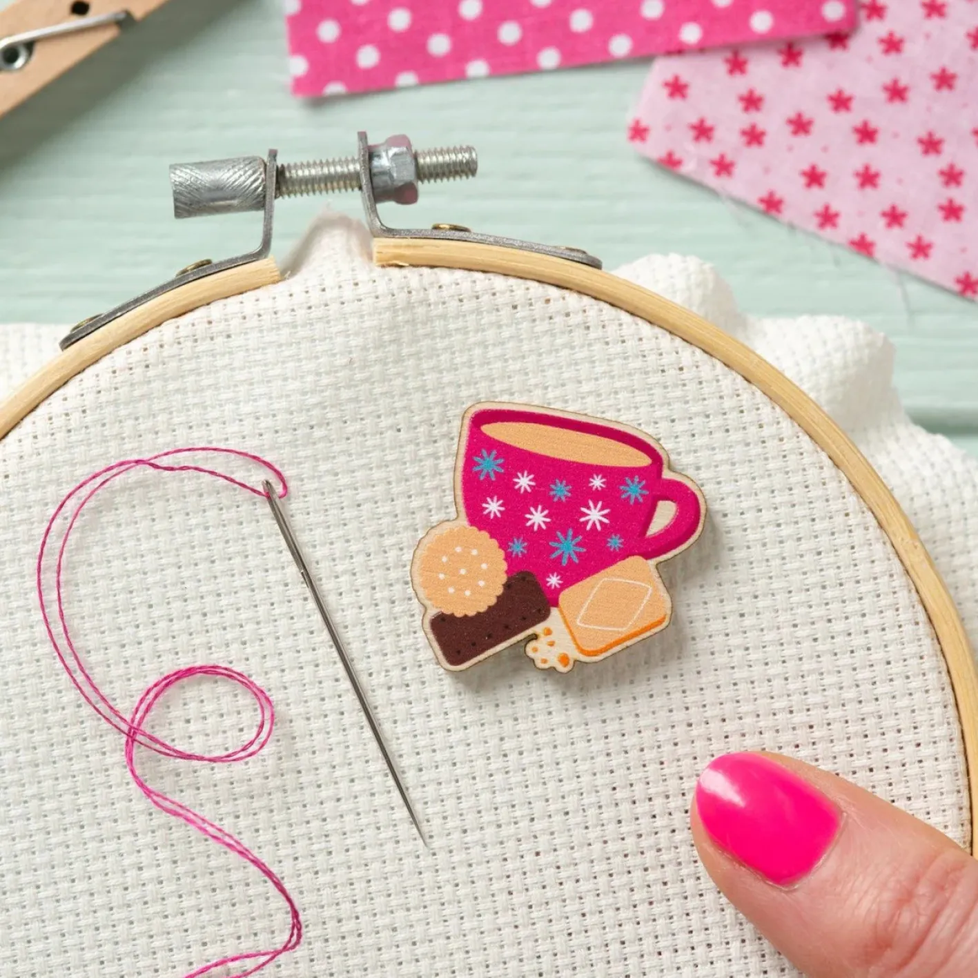 Hawthorn Handmade Tea & Biscuits Magnetic Needle Holder
