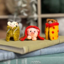 The Crafty Kit Co. Three Little Pigs in Blankets Needle Felting Kit