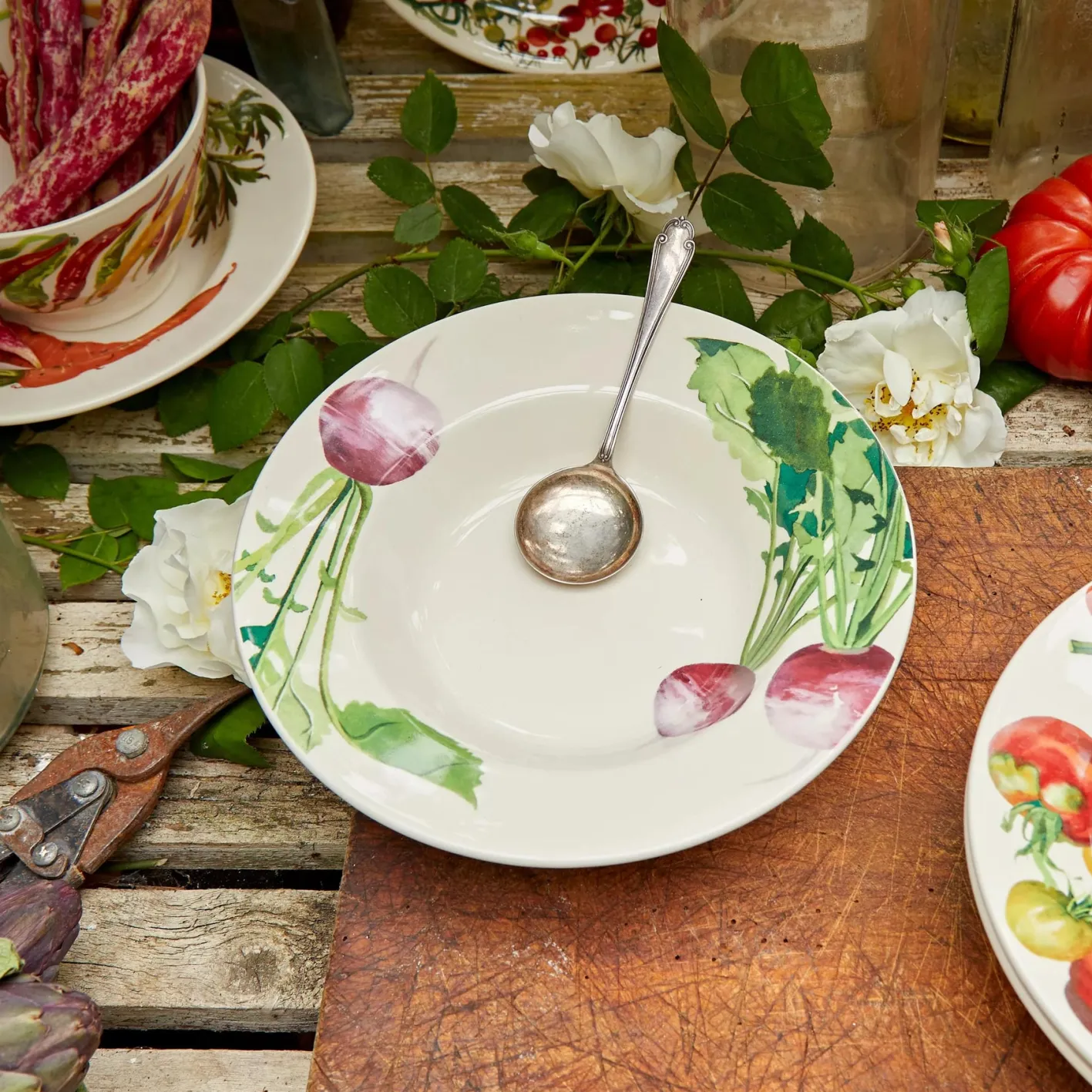 Emma Bridgewater Vegetable Garden Turnip Soup Plate