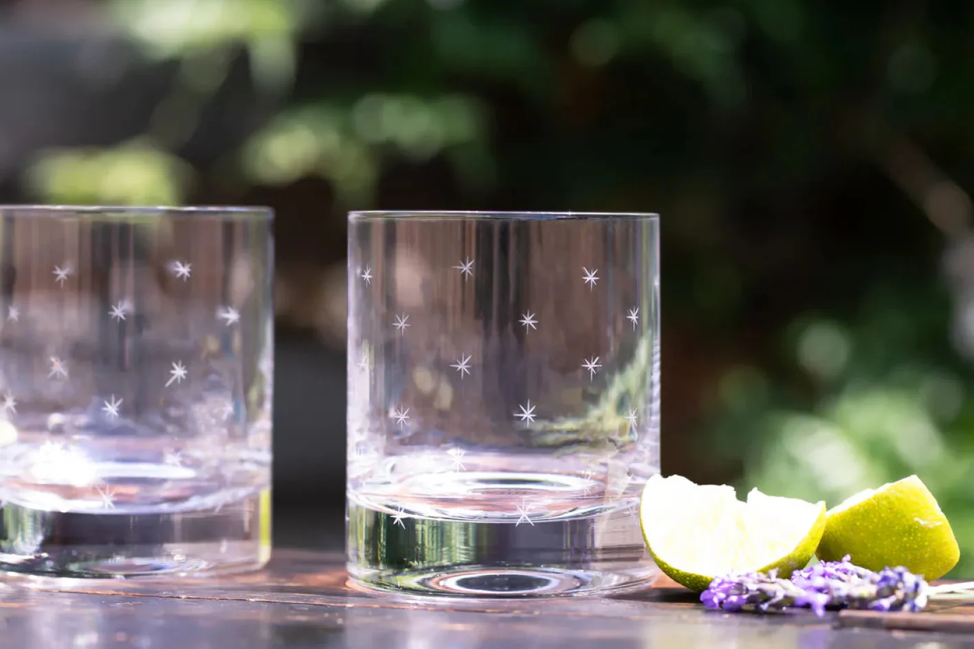 The Vintage List Whisky Glass with Stars Design by
