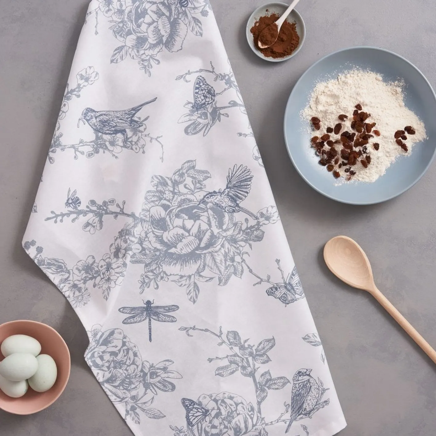 Victoria Eggs Wildlife in Spring Tea Towel