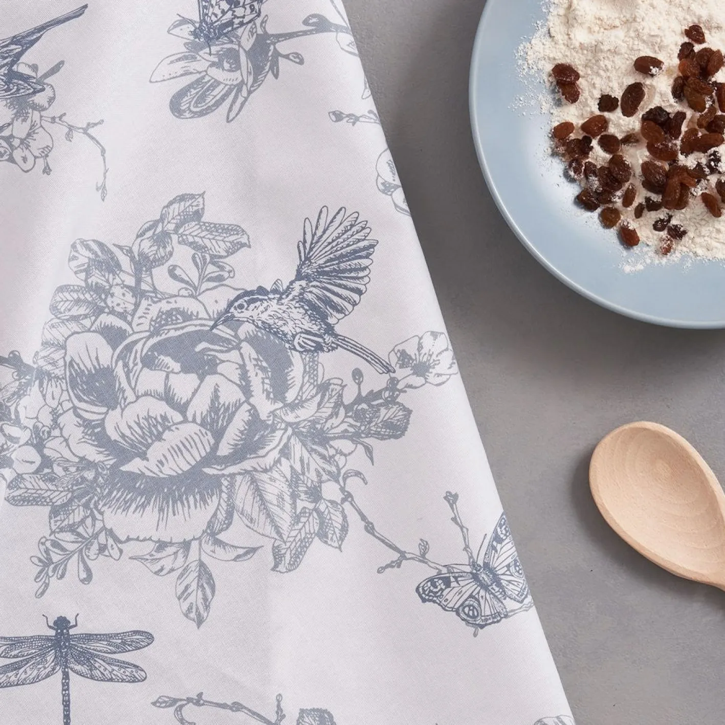 Victoria Eggs Wildlife in Spring Tea Towel