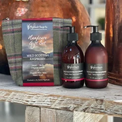 The Highland Soap Company Wild Scottish Raspberry Hand Care Gift Set