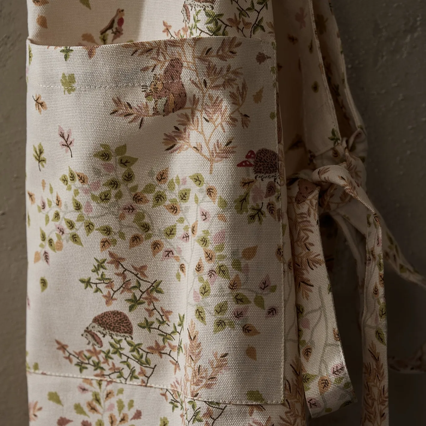 Sophie Allport Woodland Friends Adult Apron