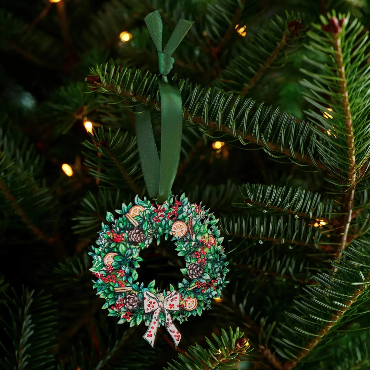 Lottie Murphy Wreath Wooden Christmas Decoration